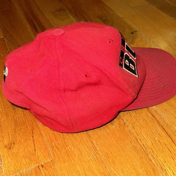 Vintage Chicago Bulls Basketball NBA Cap Hat Red/Black Snapback Collectible - Picture 6 of 16